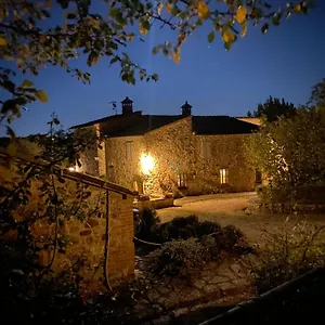 https://domus-etrusca.it-tuscanyhotel.com
